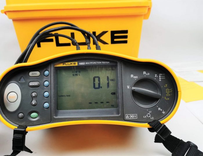 Fluke esa analyzer biomedical medipment